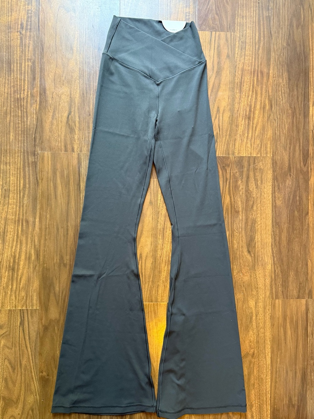 OFFLINE by Aerie Real Me Flare Leggings Gray Size Small S